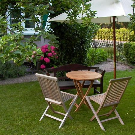 Altes Landhaus Am Park Ксантен Екстериор снимка